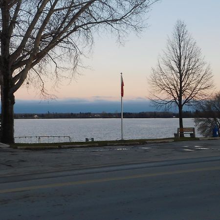 The Lakeview Inn Lac du Bonnet Exterior foto