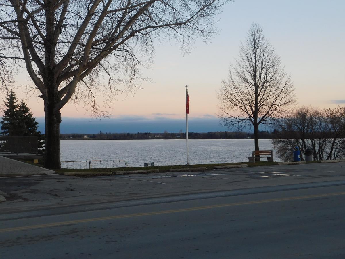 The Lakeview Inn Lac du Bonnet Exterior foto